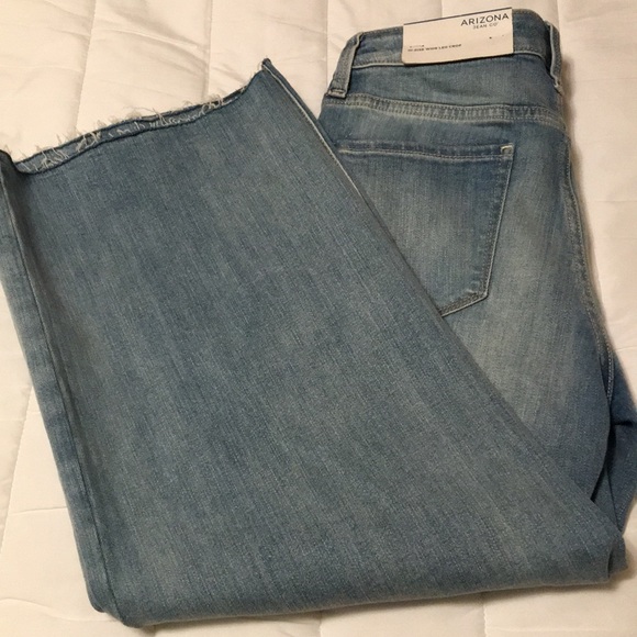 Arizona Jean Company Denim - Arizona Jeans Hi Rise Wide Leg Crop BWT Sz 3